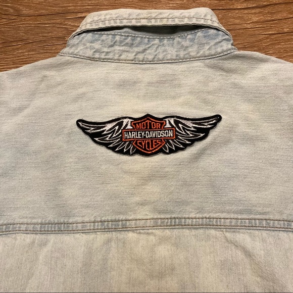 Vintage Levi’s x Harley Davidson Denim Button up - Picture 3 of 5